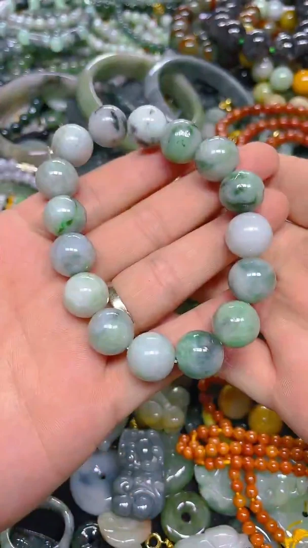颈饰未镶嵌翡翠13mm/ N /翡翠A货，一件也是批发价