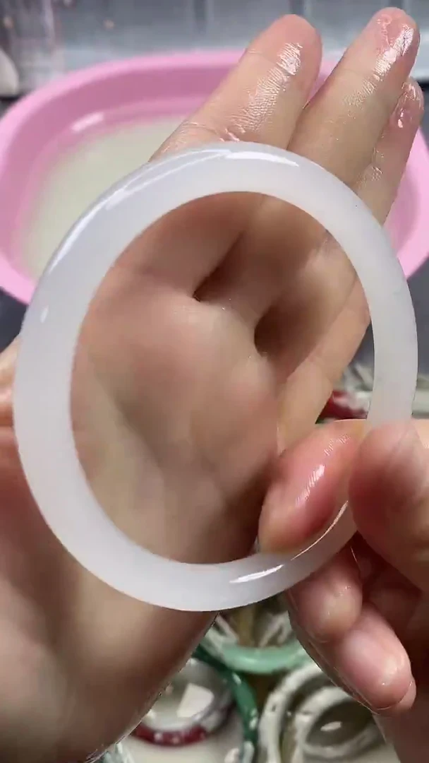 未镶嵌手镯石英质玉11 6566
