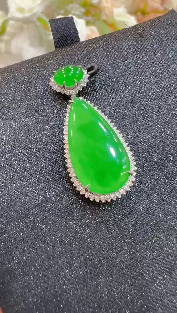 翡翠18K金镶嵌吊坠(不含链)多样性团购发一件