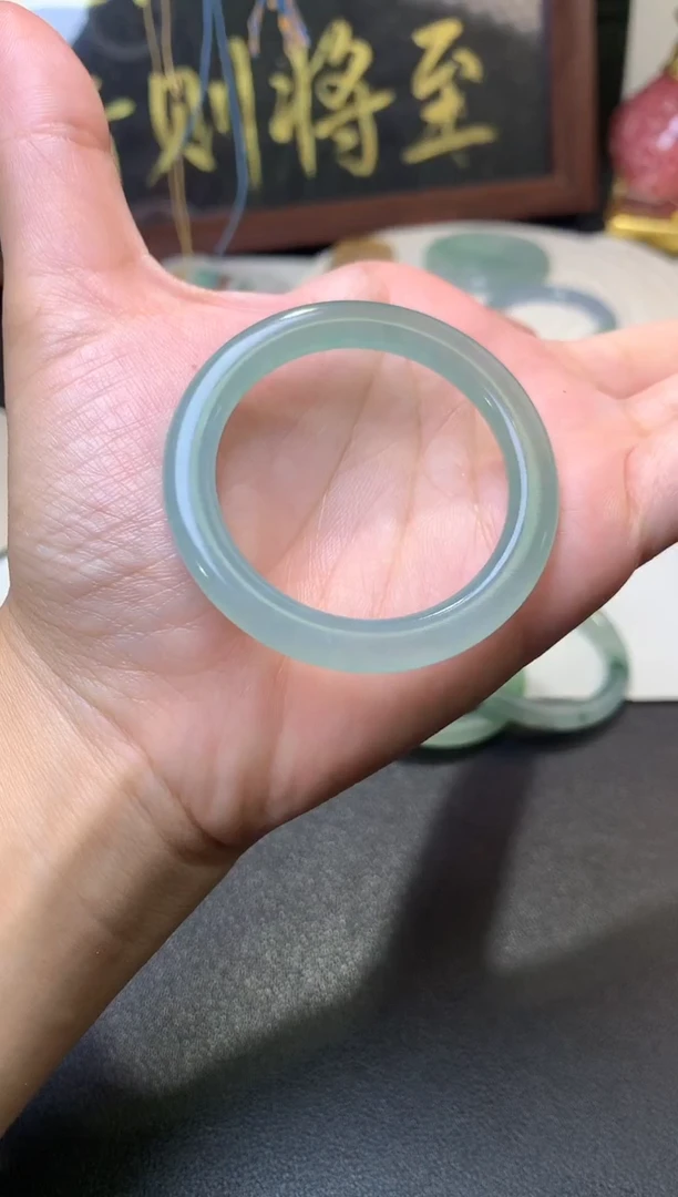 未镶嵌定制翡翠毛货