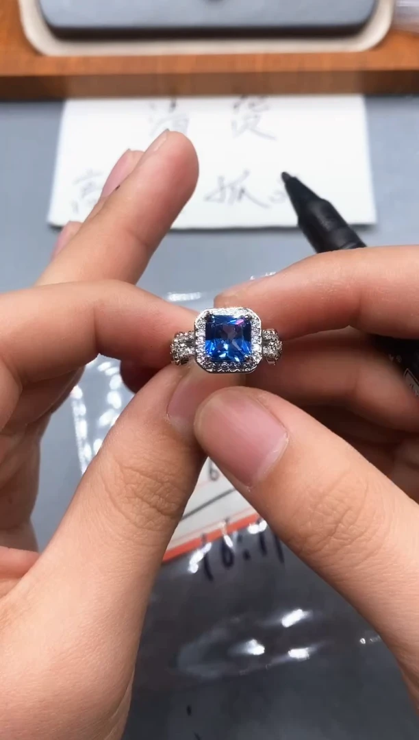 【闪购商品】石英质玉珠宝奇石未镶嵌1