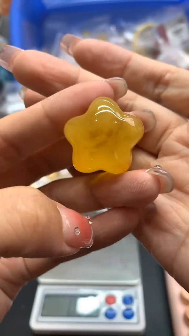 未镶嵌琥珀珠宝奇石45