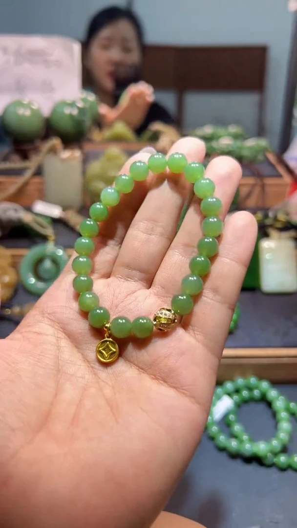 颈饰未镶嵌和田玉多样性发一