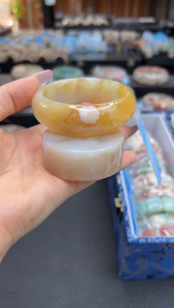 未镶嵌手镯石英质玉A416(55圈赠送镯心)