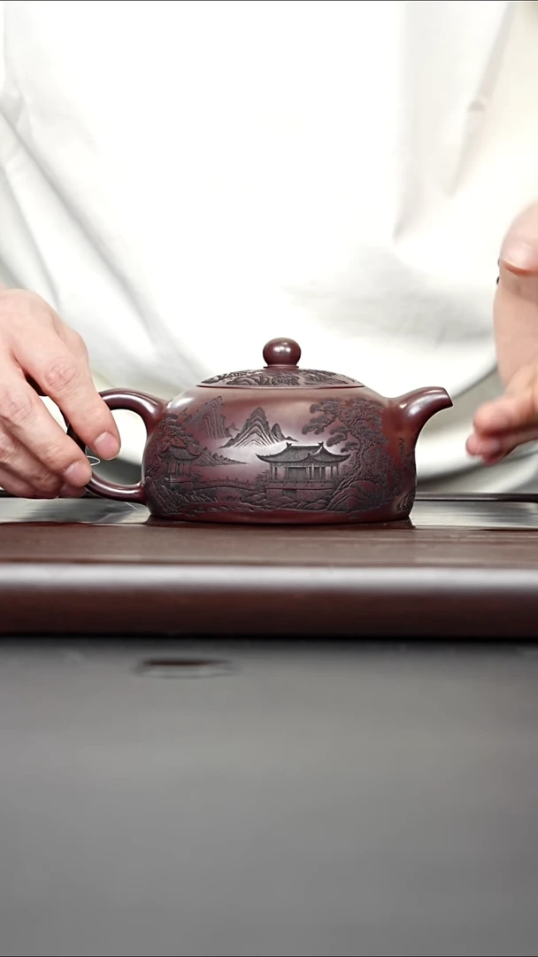 茶壶紫砂宜兴紫砂 亭台半月 铁血石红砂 李恒阳 380cc 354