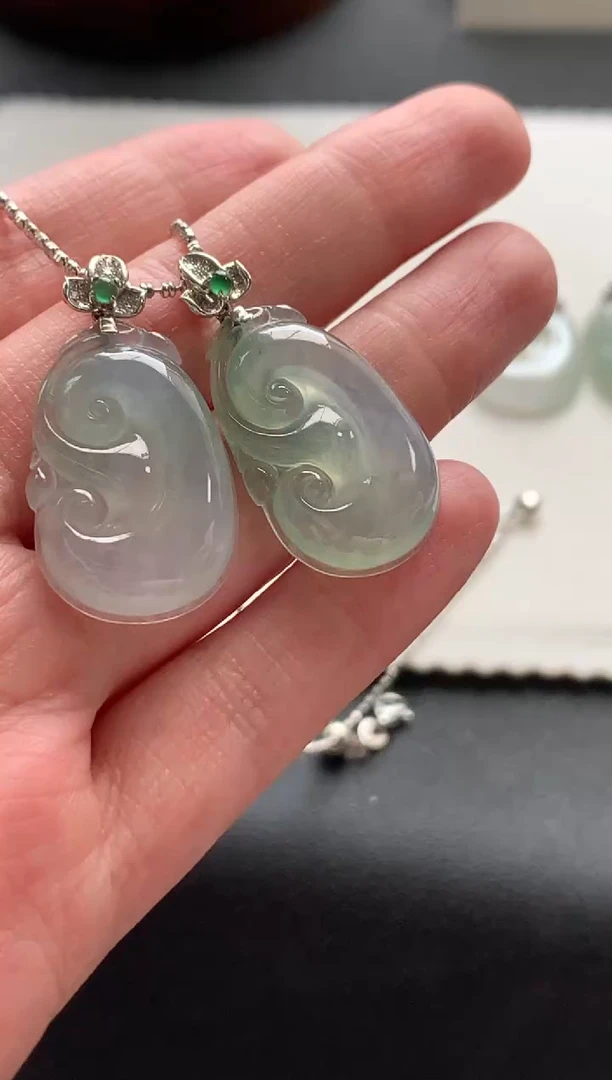 翡翠挂件未镶嵌（小）如意F744多样性发一