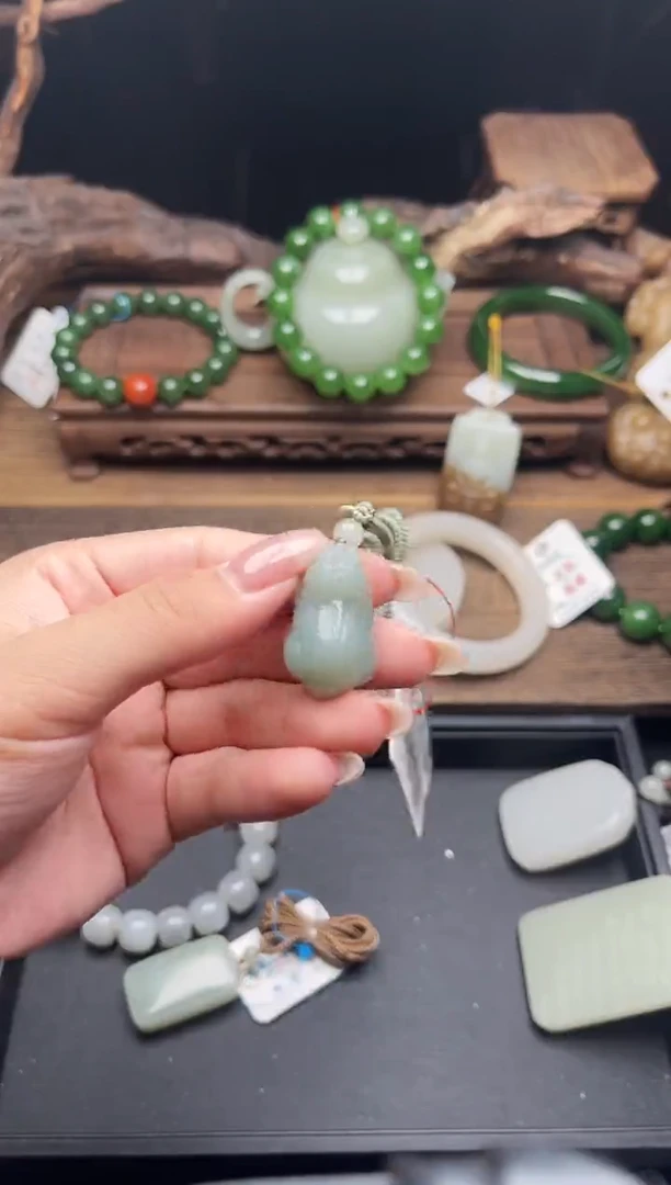 吊坠(不含链)未镶嵌和田玉吐拉牧场 貔貅9009349