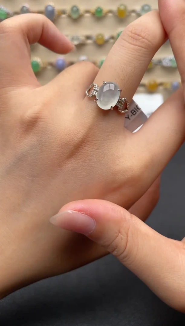 银S925镶嵌戒指翡翠一物一证一礼盒