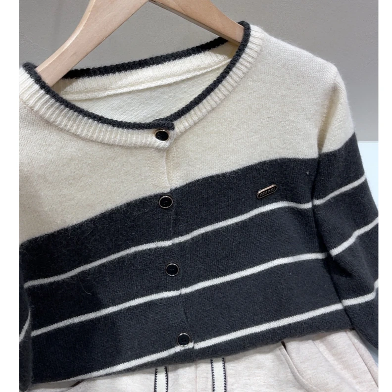 【红人上新】茵菲娜针织开衫-R180031【180031】