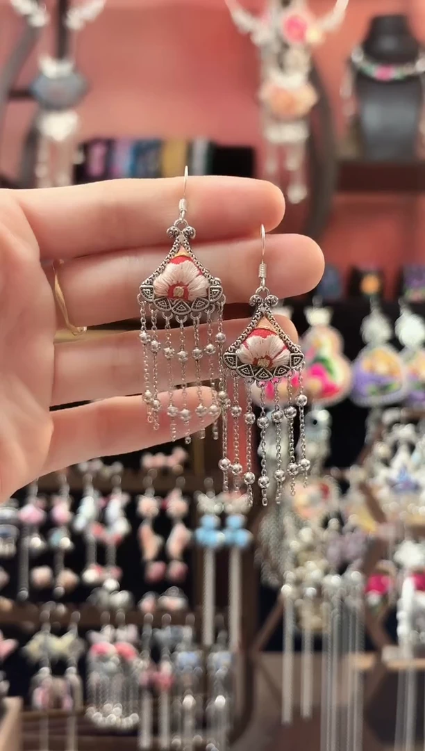 织绣 云织谣民族风精美饰品   102