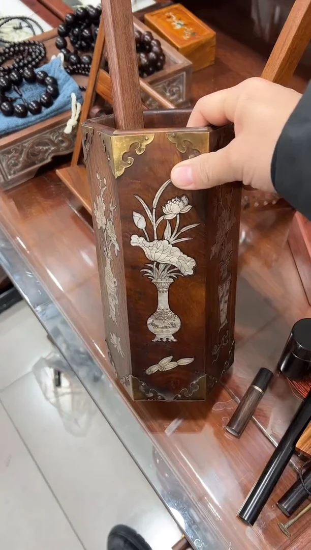 花梨木六角螺钿帽桶