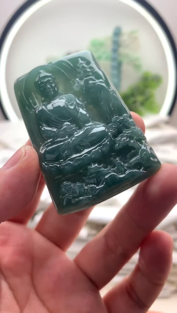 翡翠未镶嵌颈饰阿弥陀佛