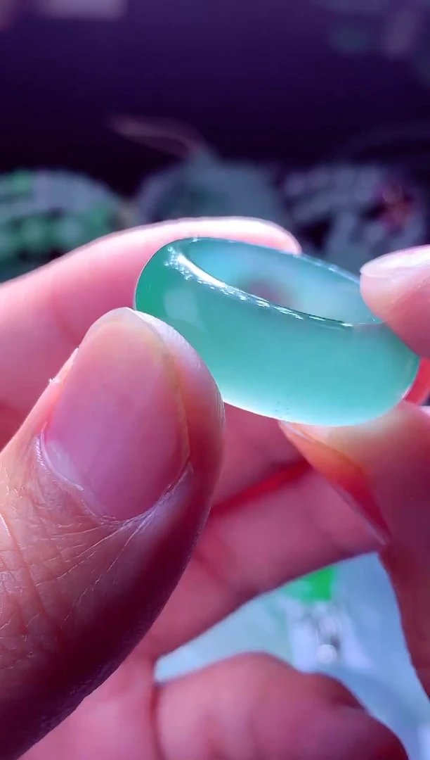 未镶嵌定制翡翠王*翡翠毛货定制35