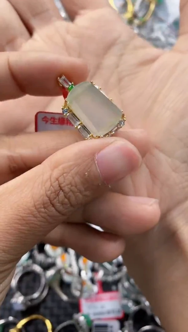 银S925镶嵌戒指翡翠888     3