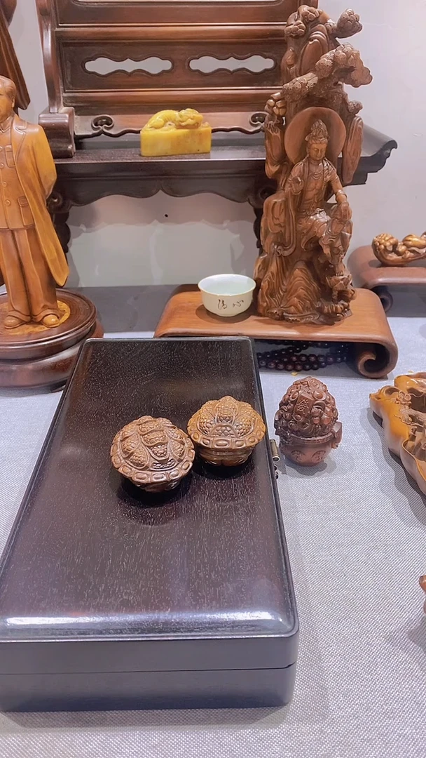 【闪购商品】花梨木类木雕黄杨手把件