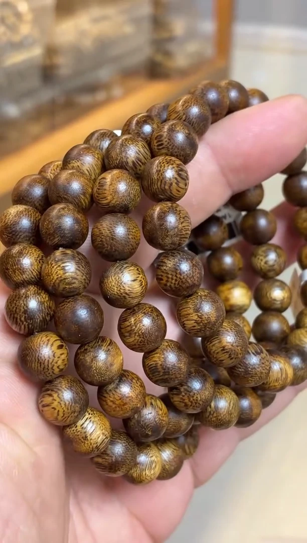 沉香手串 海南莺歌绿圆珠单圈1.0+多样性发其一