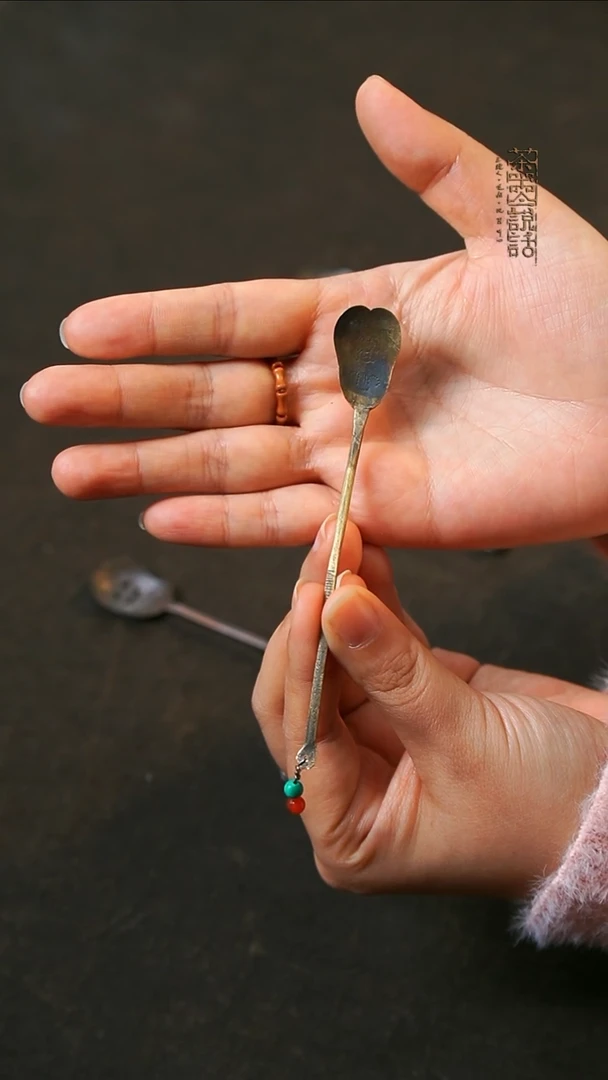 王老师小茶勺银质芭蕉扇