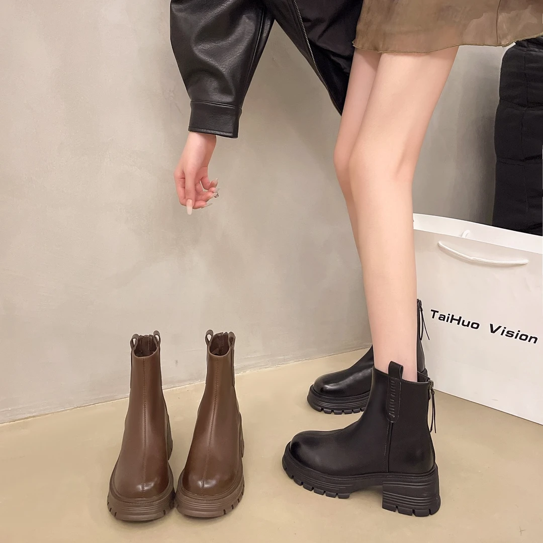 潮流伴侣圆头粗跟短靴女2024秋冬新款马丁靴百搭厚底小个子骑士靴