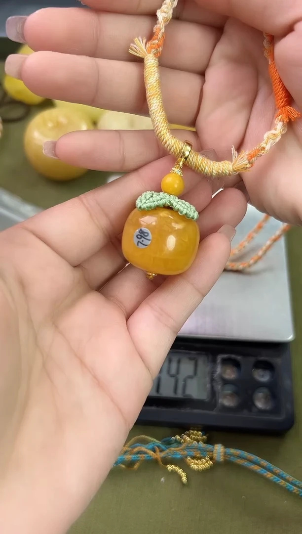 裸石琥珀未镶嵌天然琥珀蜜蜡吊坠