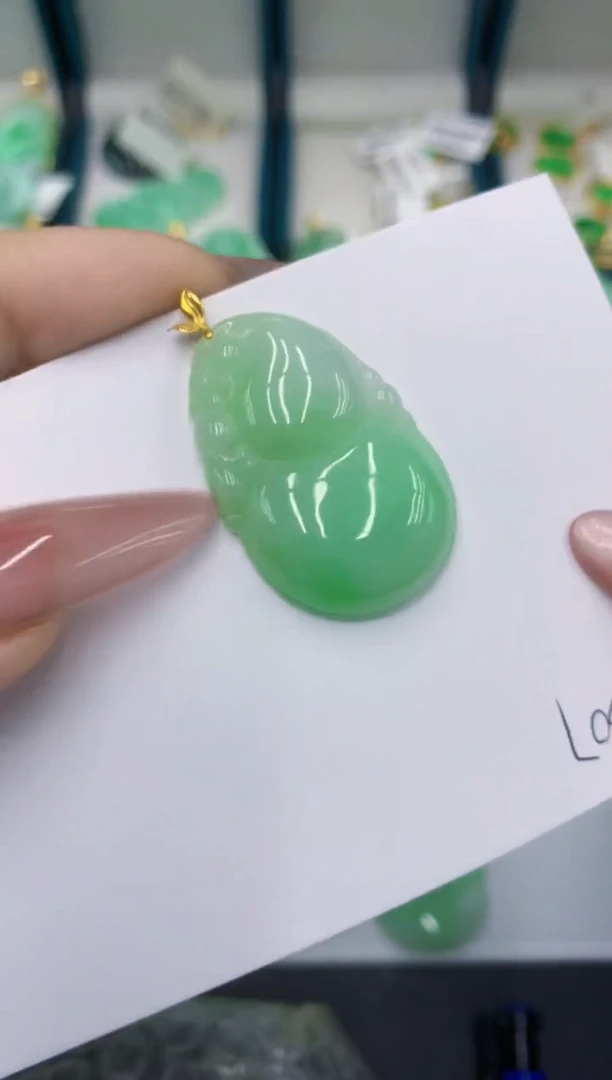 颈饰18K金镶嵌翡翠111111