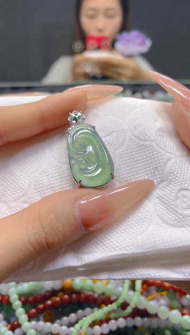 颈饰未镶嵌翡翠/X/翡翠A货，一件也是批发价