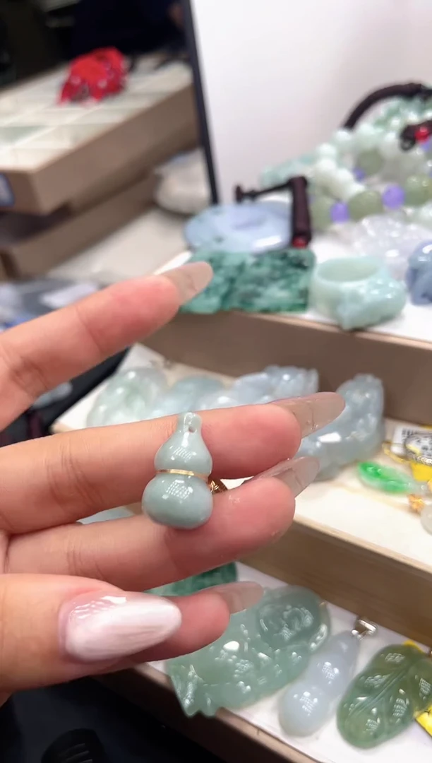 颈饰未镶嵌翡翠106多样性发货