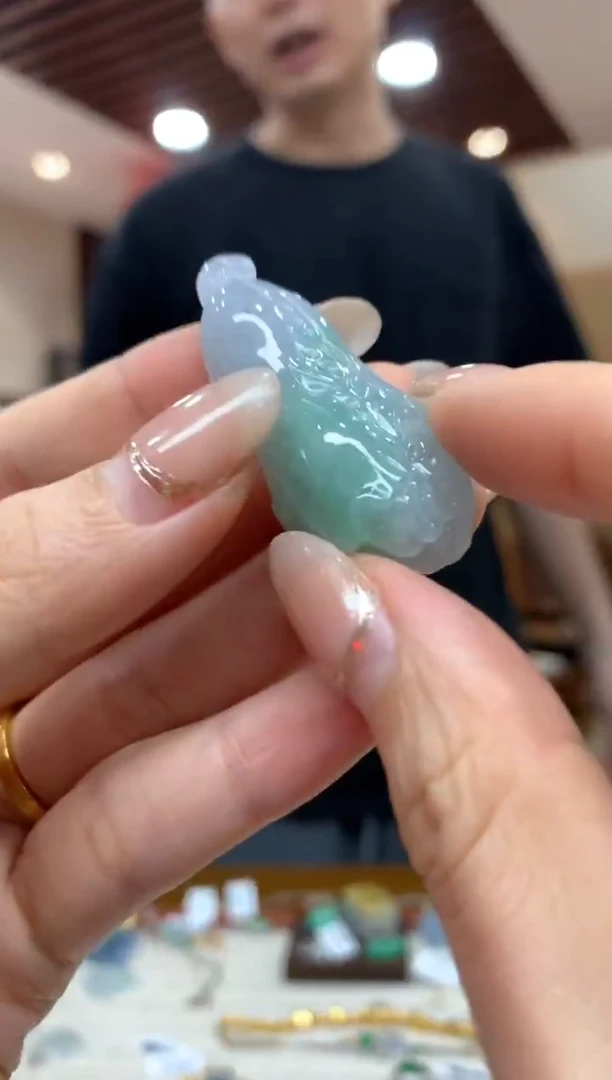 吊坠(不含链)未镶嵌翡翠白菜
