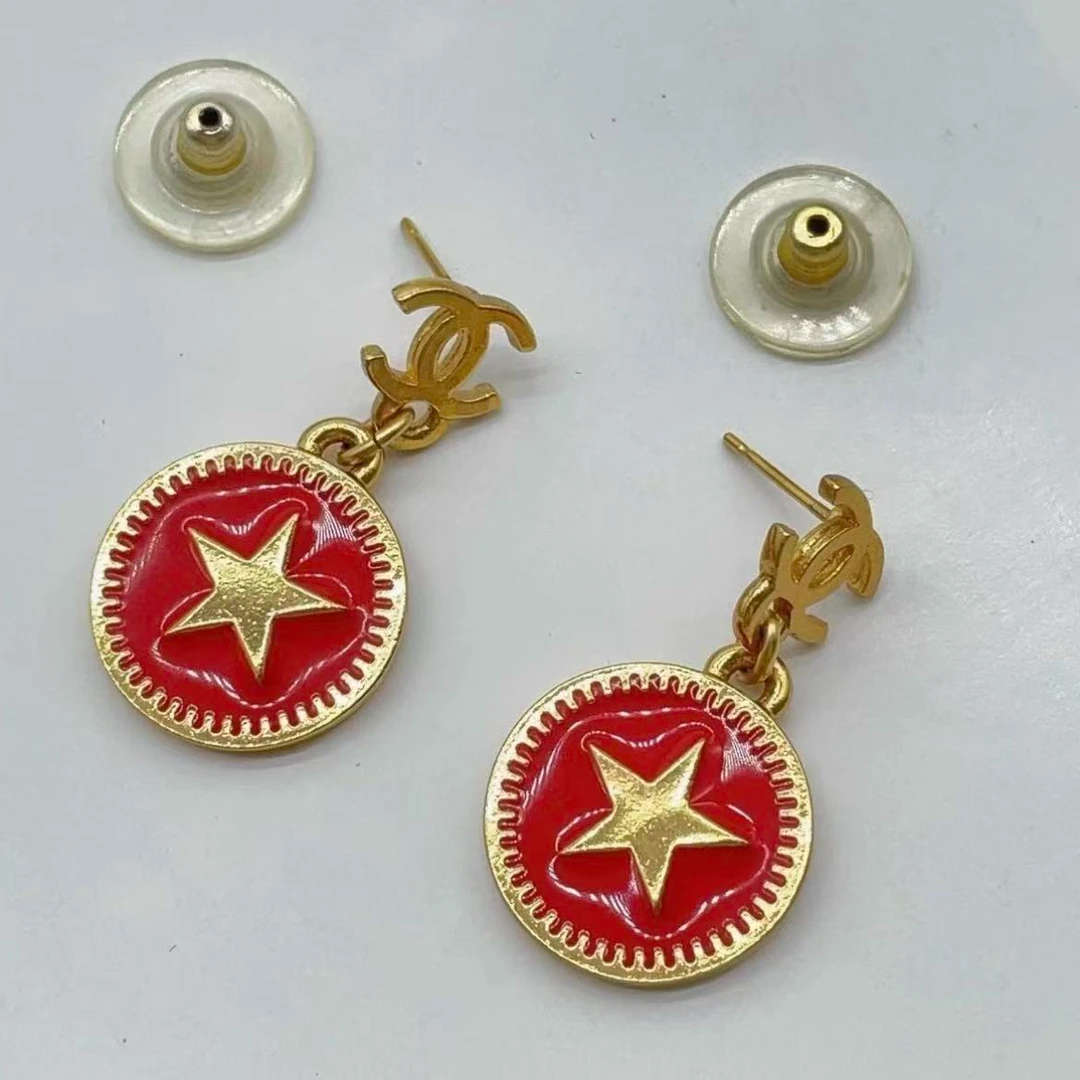 95新 Chanel/香奈儿 展会外场！中古五红星耳钉
