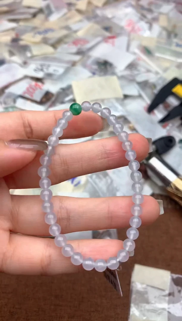 未镶嵌挂件翡翠—