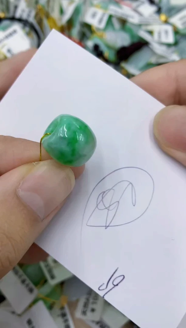颈饰未镶嵌翡翠111111111111