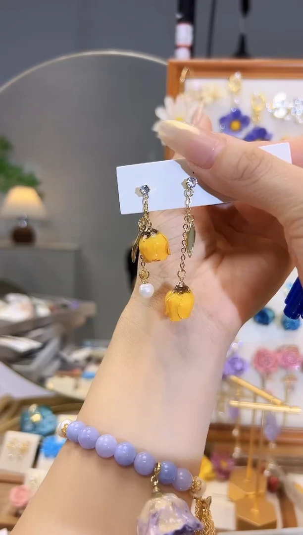 铜合金树脂925银AB黄色花苞朝下