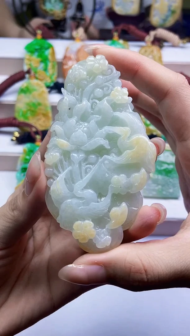 颈饰未镶嵌翡翠翡翠A货