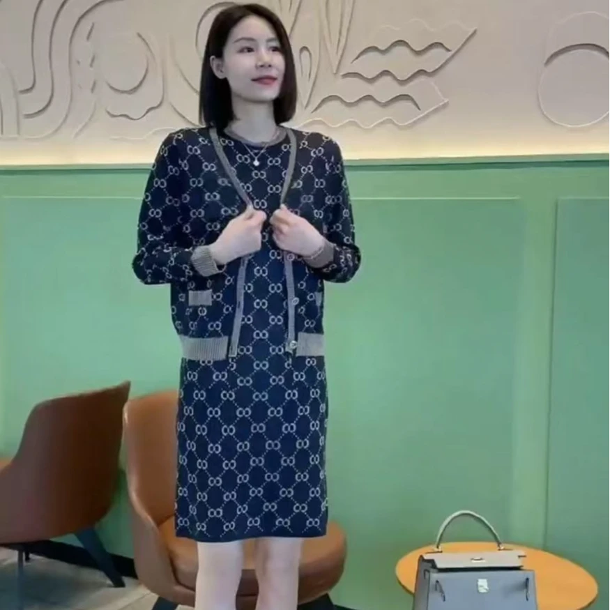 气质显瘦时尚百搭长袖开衫外套连衣裙复古轻奢两件套