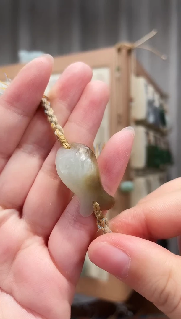 未镶嵌手绳和田玉（糖玉）糖白年年有鱼手绳