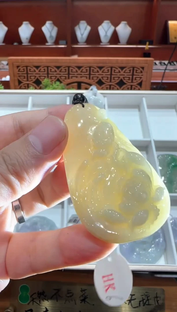 翡翠挂件未镶嵌A货翡翠多样性孤品