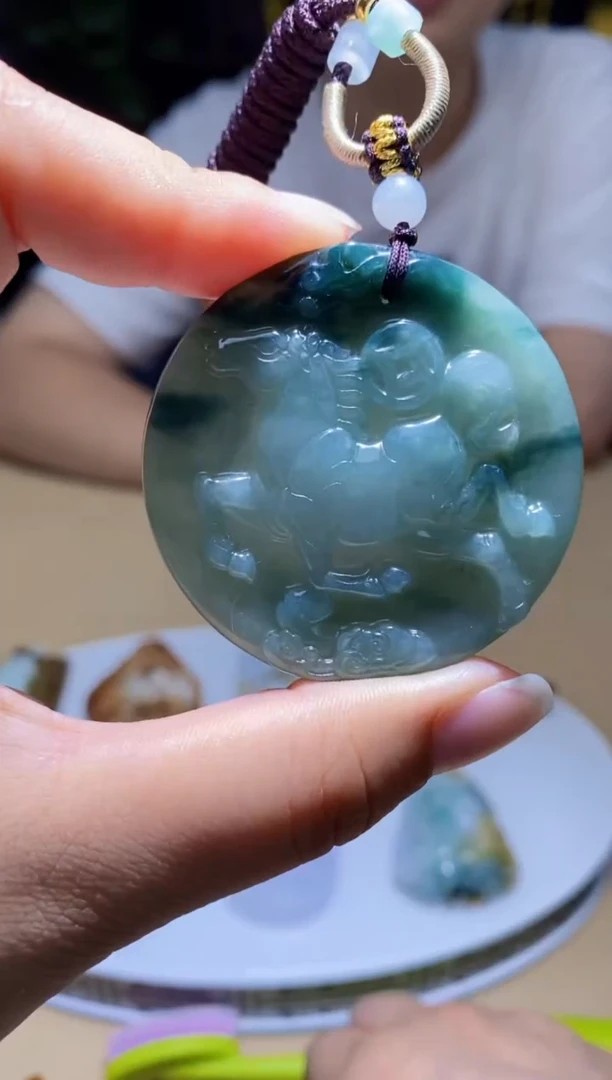 未镶嵌定制翡翠挂件