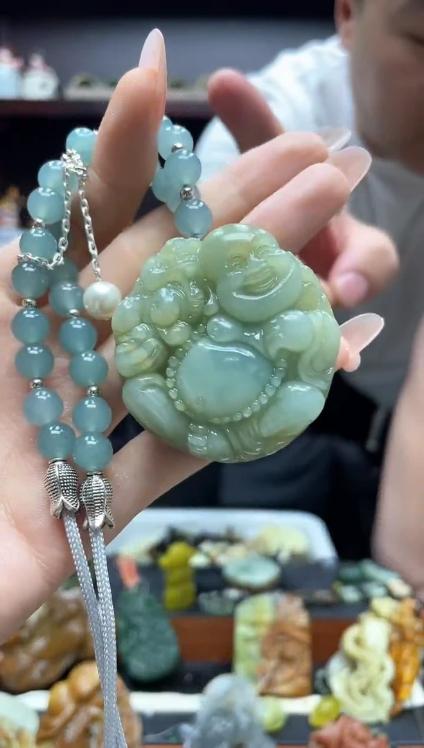 未镶嵌岫玉吊坠·
