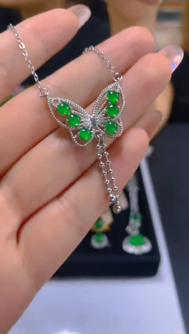 翡翠未镶嵌颈饰0583001517多样性发一