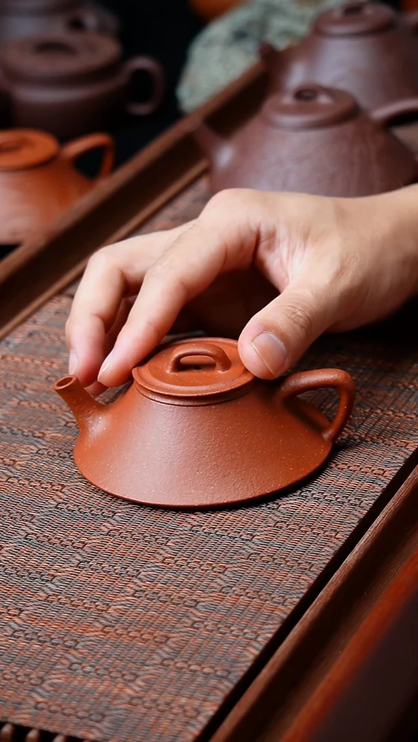 茶壶紫砂Y*闲瓢宝山纯红降坡