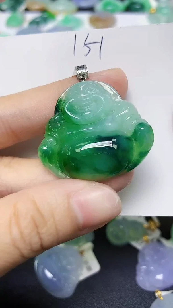 翡翠18K金镶嵌颈饰 天然缅甸翡翠A货