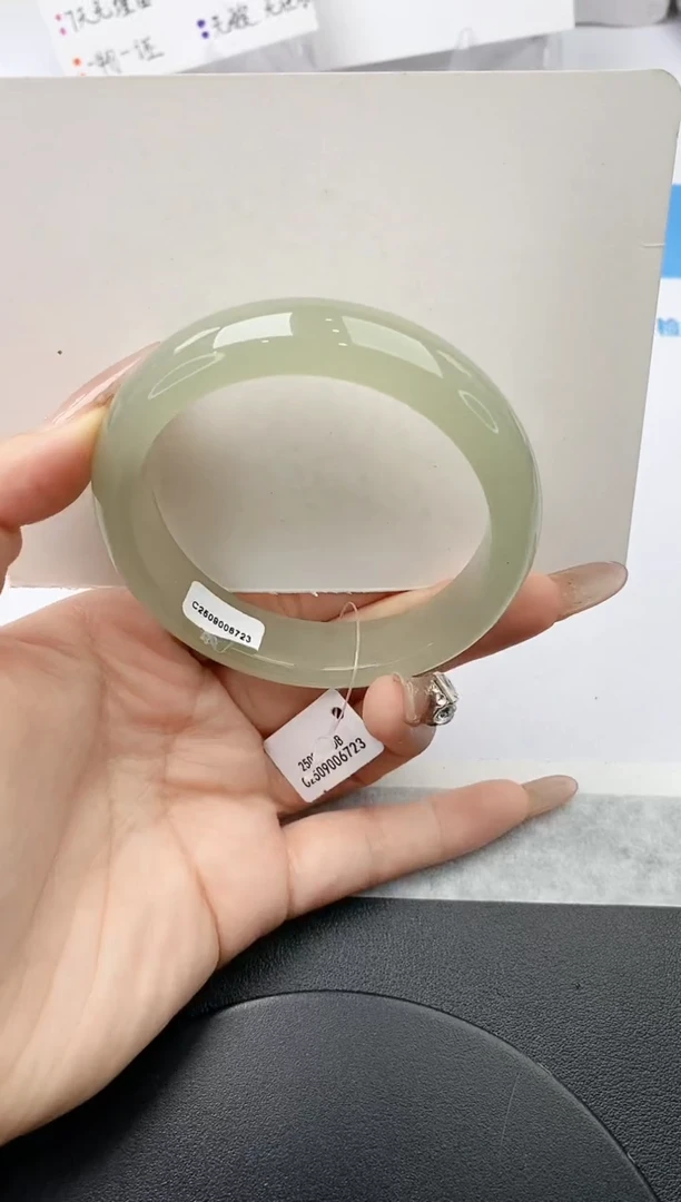 未镶嵌手镯石英质玉w150-HB多样性发货57+