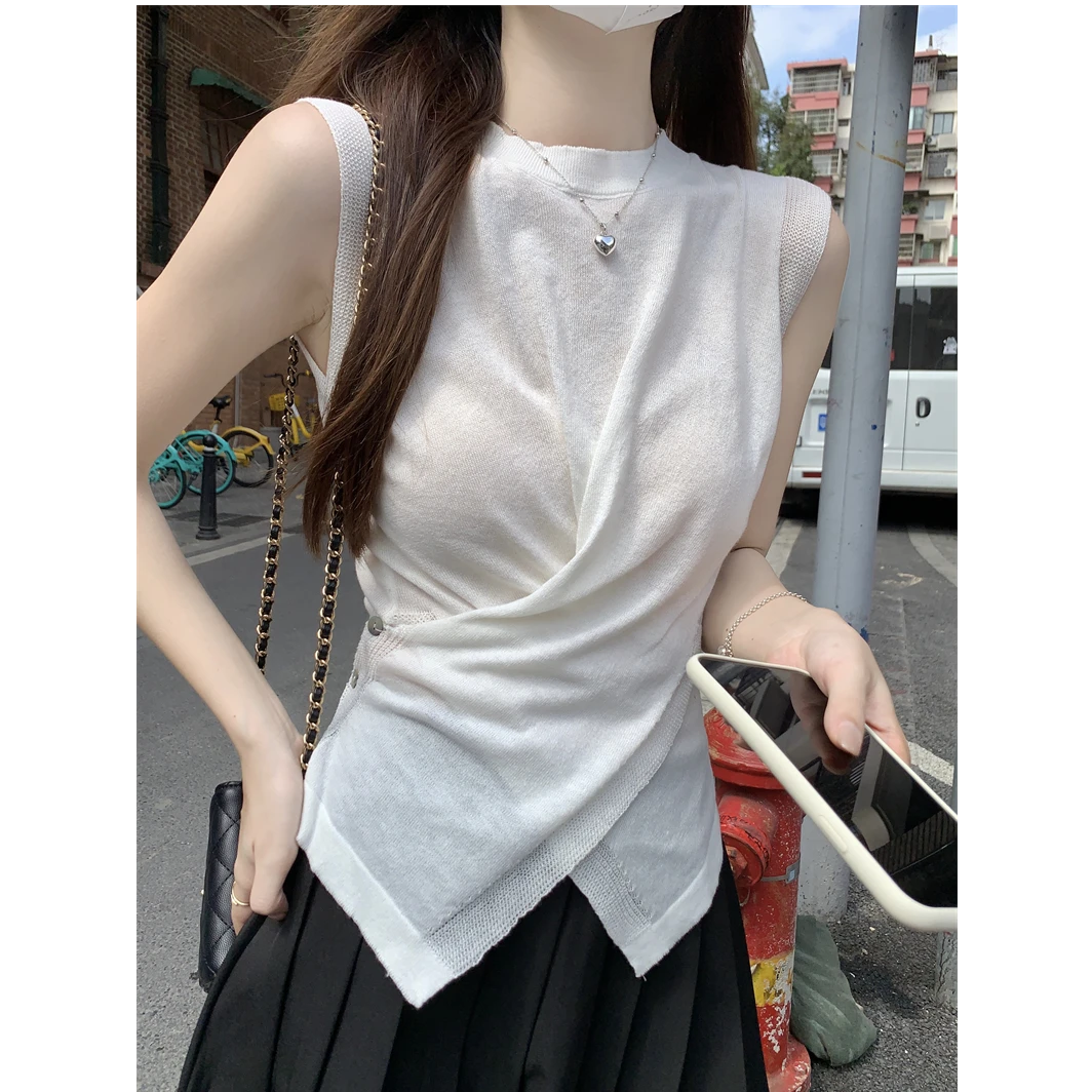 不规则交叉系扣无袖女夏季新款微透薄款修身显瘦小众上衣