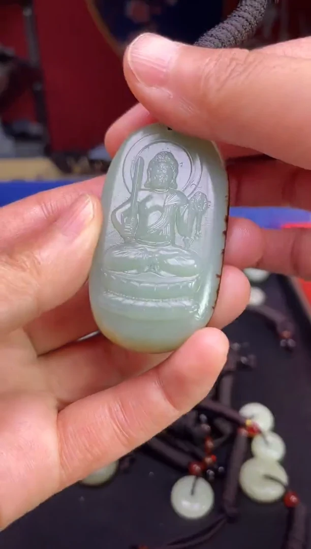 颈饰未镶嵌和田玉1