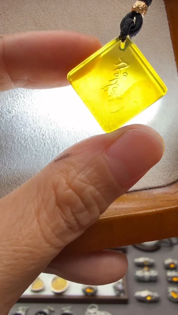 未镶嵌颈饰琥珀手机挂8