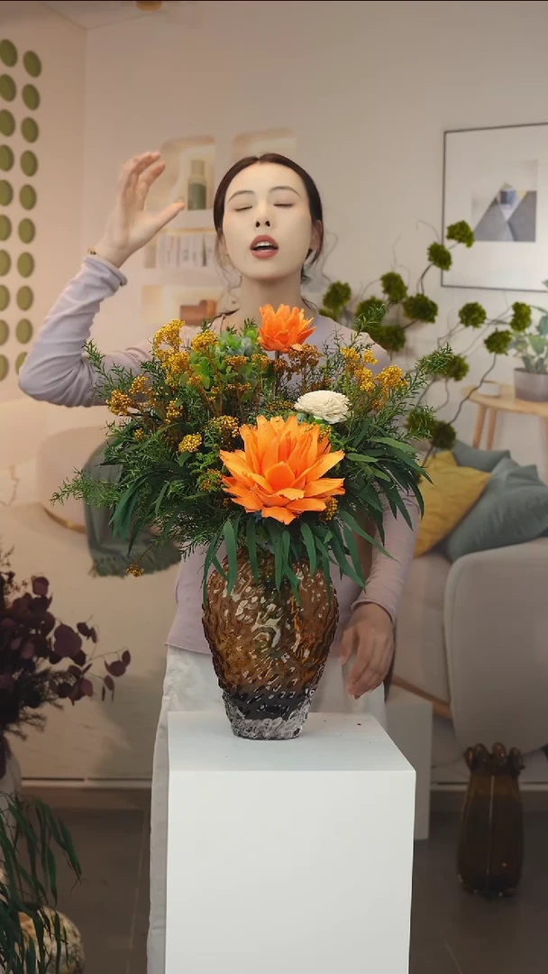 琉璃：图片款花+花瓶
