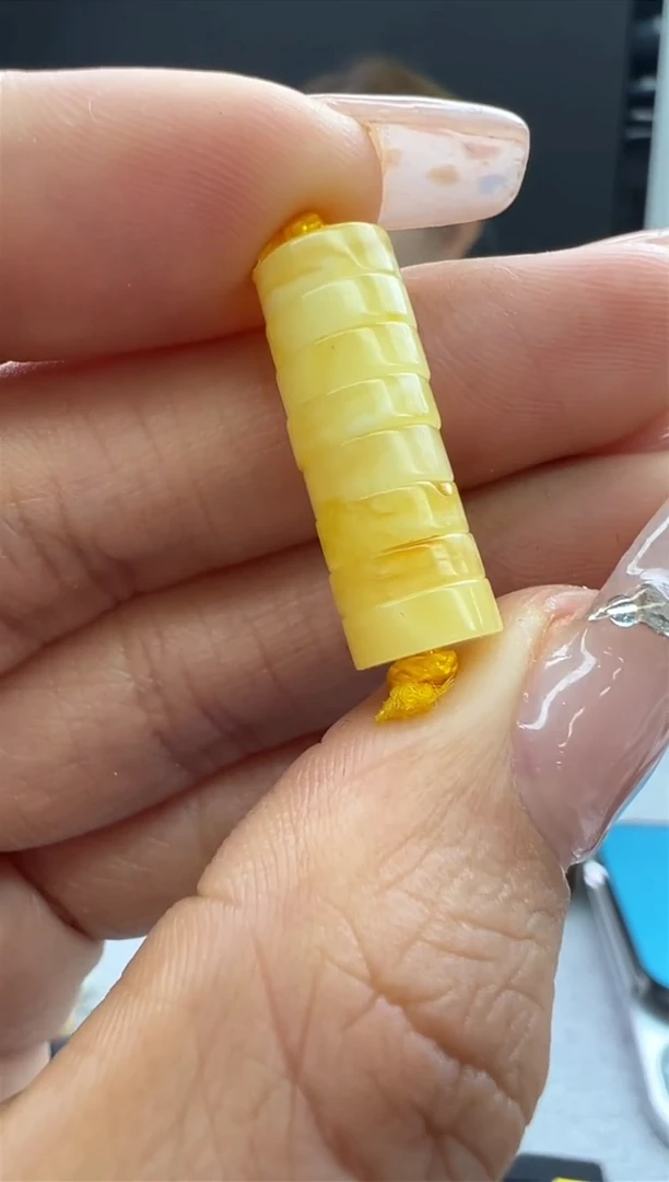 【闪购商品】琥珀颈饰未镶嵌106秒拍号7mm