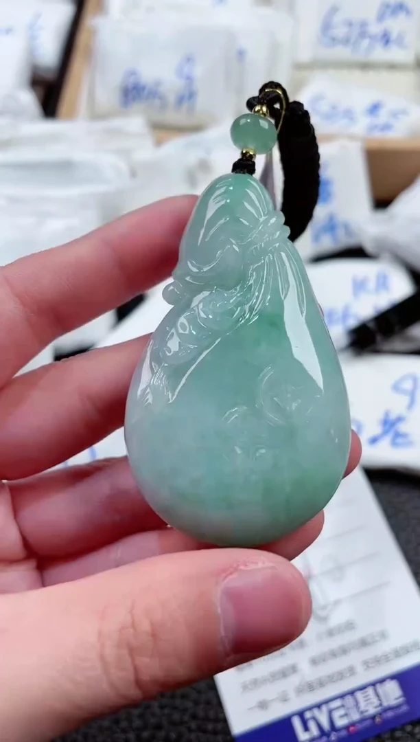 【闪购商品】翡翠颈饰未镶嵌00000372