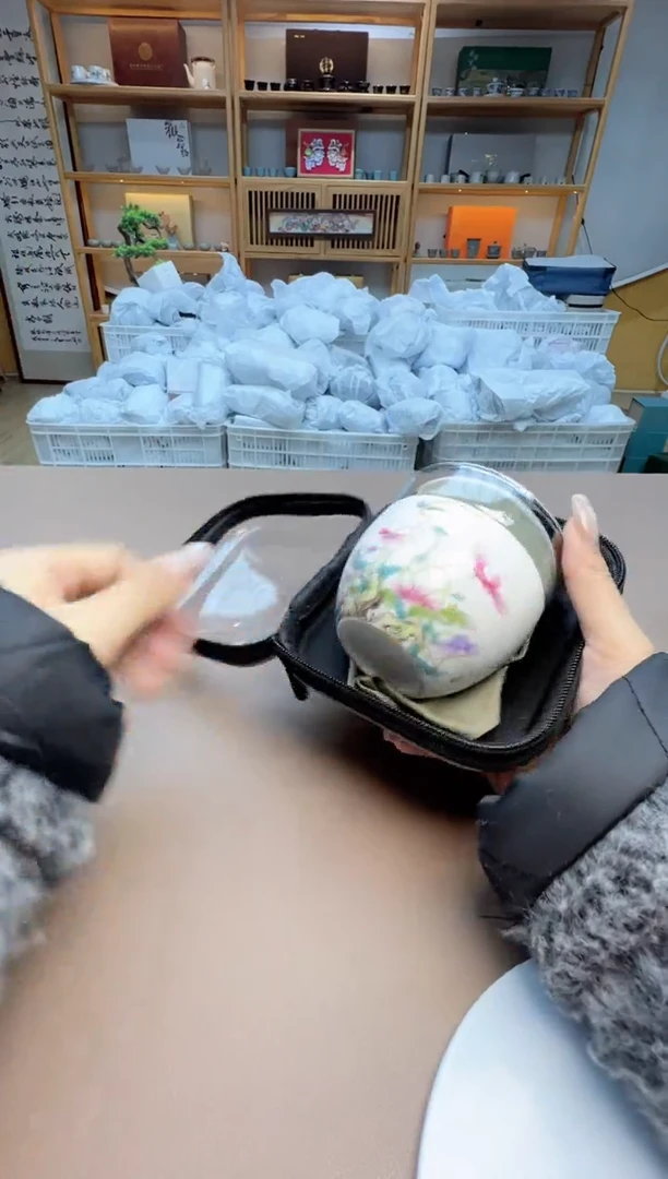 【闪购商品】摆件瓷制品S1111111111111