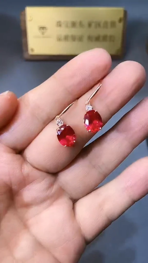 【闪购商品】红宝石耳饰银S925镶嵌354