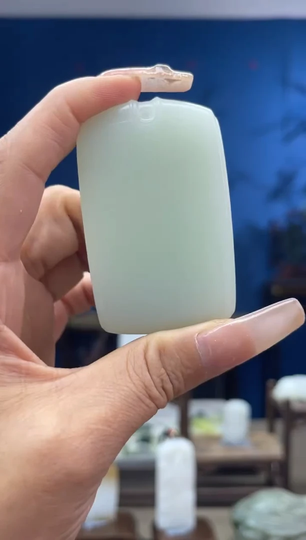 和田玉未镶嵌颈饰1